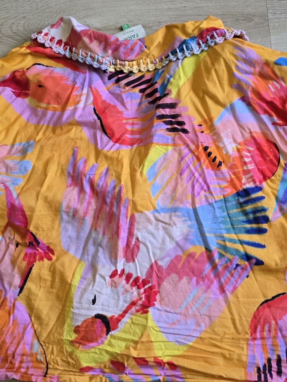 FARM Rio Women's Multicolor Parrot, Puff-sleeve, Button-Front - Picture 4 of 4